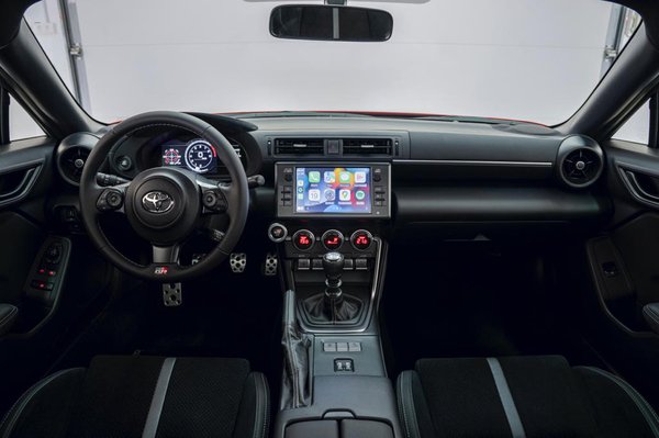 Toyota GR86 - Cockpit