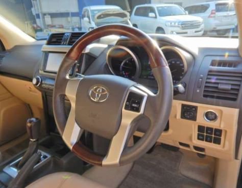 2016 Toyota Land Cruiser Prado TX - Dashboard