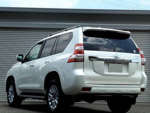 2015 Toyota Land Cruiser Prado TZ-G - Rear
