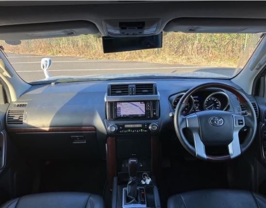 2016 Toyota Land Cruiser Prado TX - Dashboard