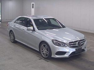 2015 Mercedes Benz E220 - Front