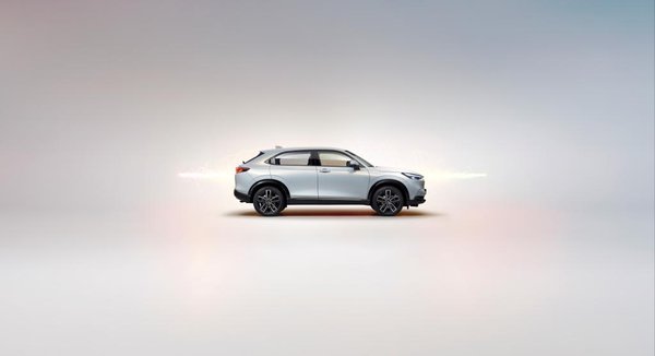 2021 Honda Vezel Hybrid Side