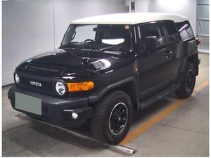 2016 Toyota FJ Cruiser - Front