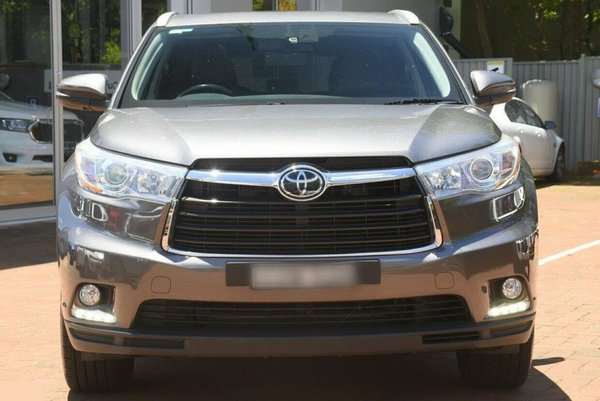 2015 Toyota Kluger Grande - Grille