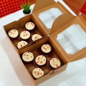 red velvet cupcakes 1