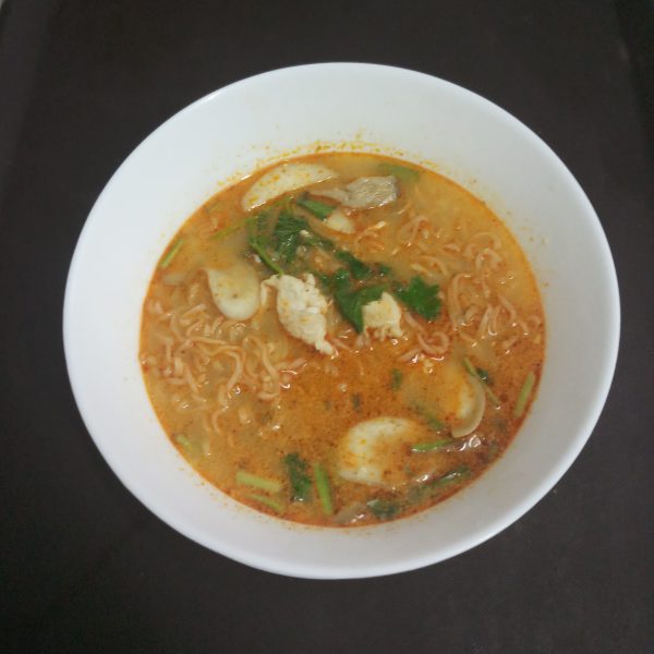 F24 Ch Tom Yum Mama Noodles With Chicken 1 scaled