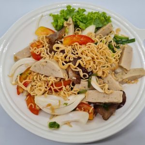 F27 Sour And Spicy Mama Noodle Salad With Moo Yaw Sausage 1 4to3
