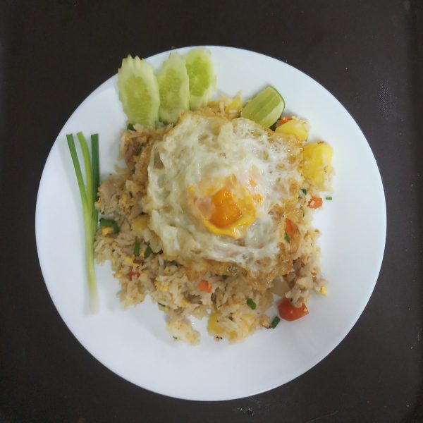 F47 Ch Pineapple Fried Rice With Chicken 1 scaled