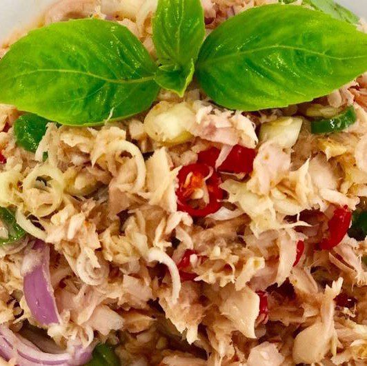 F93 Large Serving Sour And Spicy Thai Tuna Salad