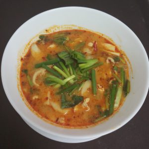 F95 Sq Large Serving Creamy Tom Yum Soup With Squid scaled