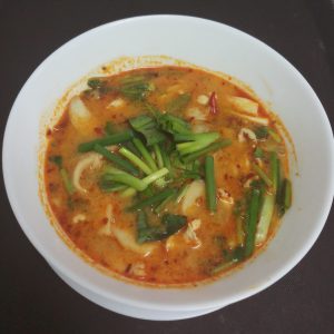 F95 Sq Large Serving Creamy Tom Yum Soup With Squid scaled