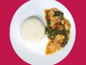 F01 Stir fried with holy basil Kad Pao