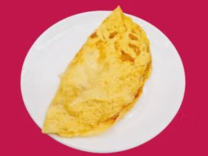 F100 Thai Stuffed Omelet With Minced Chicken And Vegetables (Khai Yad Sai)