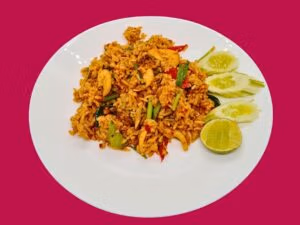 F40 Tom yum fried rice