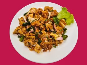 F79 Spicy And Sour Fried Chicken Salad