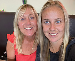 Beth Mead and her mum June