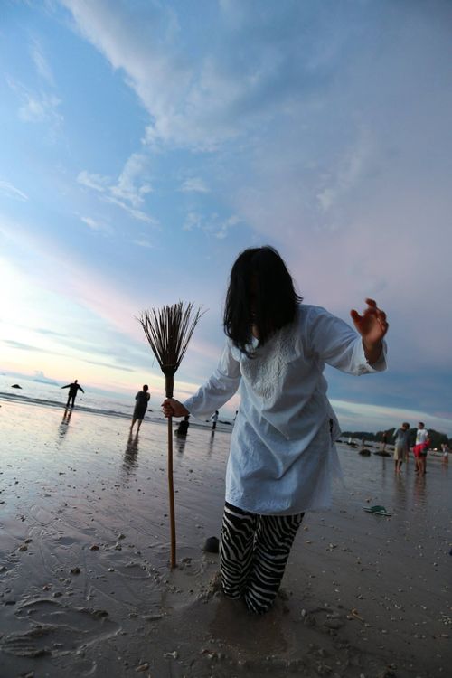 PAB OS LANTA - Thailand at 1st Lanta Live Performance Art Festival Pavana Reid