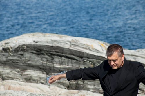 pabos_øy_Kurt_foto_Samuel Brzeski.jpg