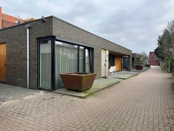 Te huur: Groningen / €20802100 p.m. / 124m2