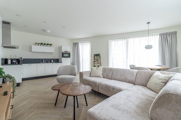 Te huur:  Hoofddorp  / €2650 p.m. / 92m2