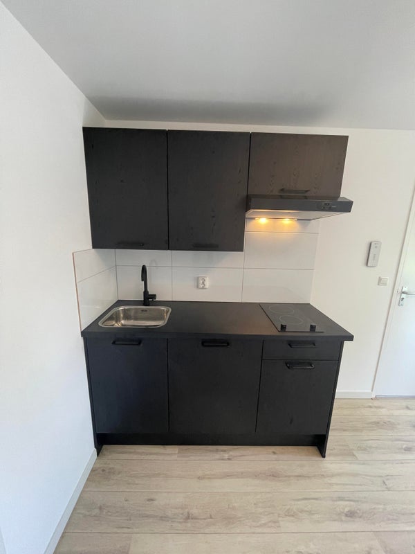 For rent: Enschede / €750850.00 p.m. / 20.00m2