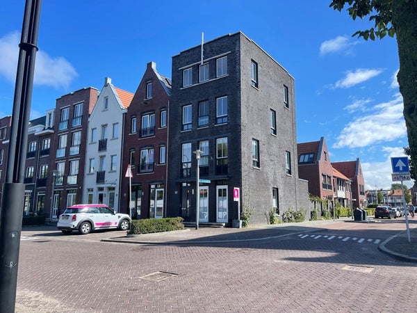 Te huur: Katwijk / €2850,00 p.m. / 217,00m2