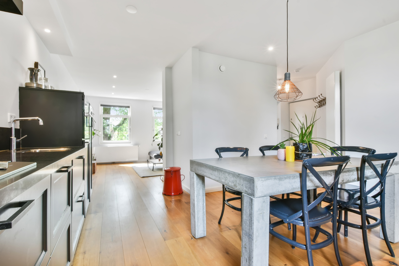 For rent: Den Haag / €1555 p.m. / 70m2