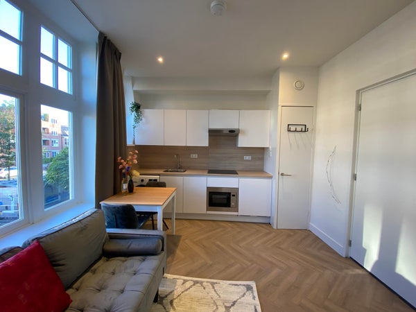 Te huur:  Groningen  / €1125,00 p.m. / 25,00m2