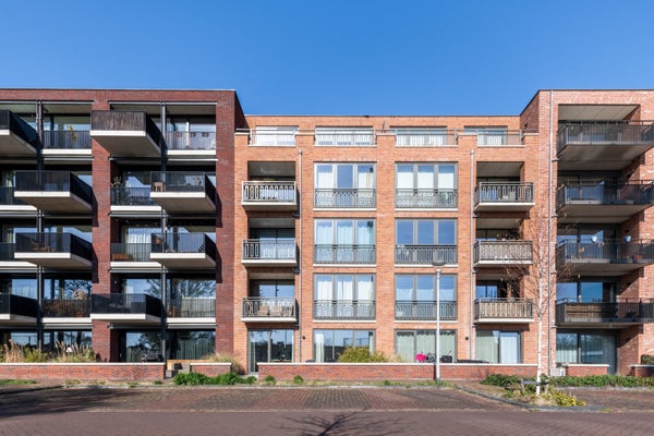 For rent: Haarlem / €1850 p.m. / 102m2