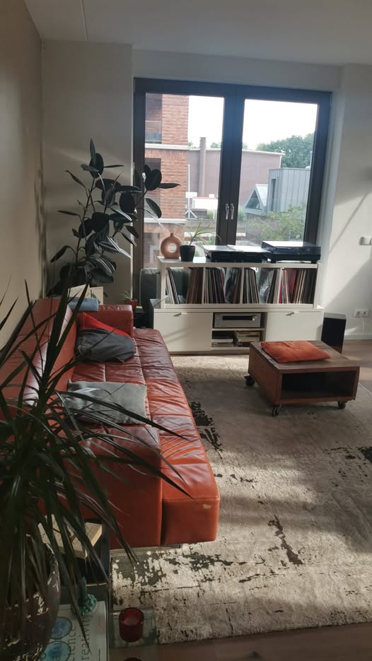 For rent: Amsterdam / €1000.00 p.m. / 18.00m2