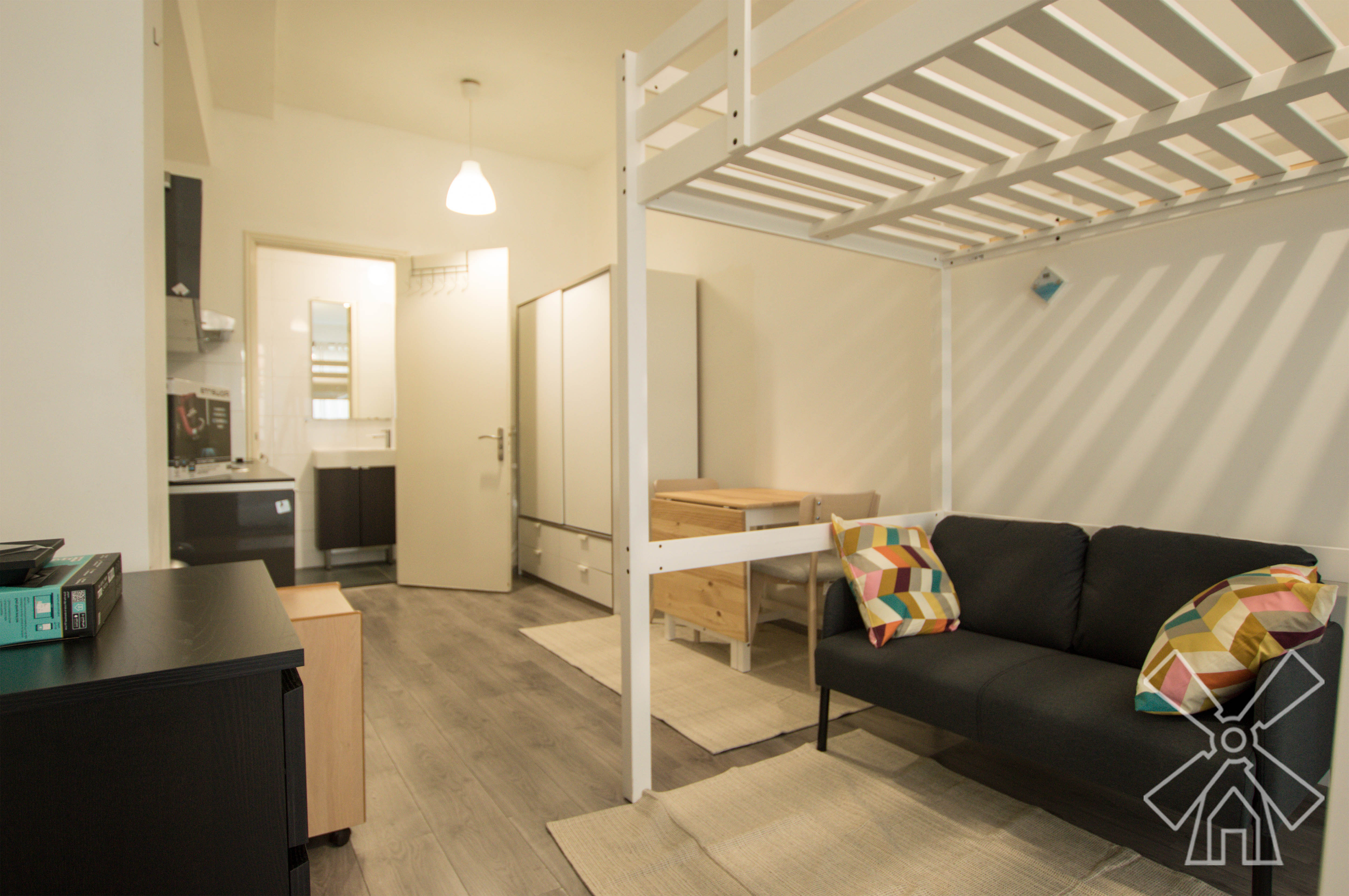 For rent: Den Haag / €1848 p.m. / 26m2