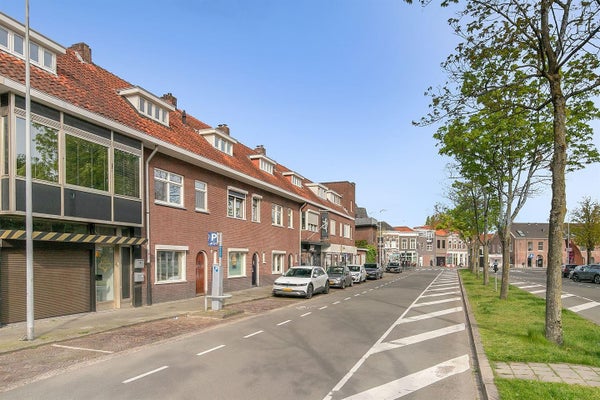 For rent:  Breda  / €2100.00 p.m. / 117.00m2