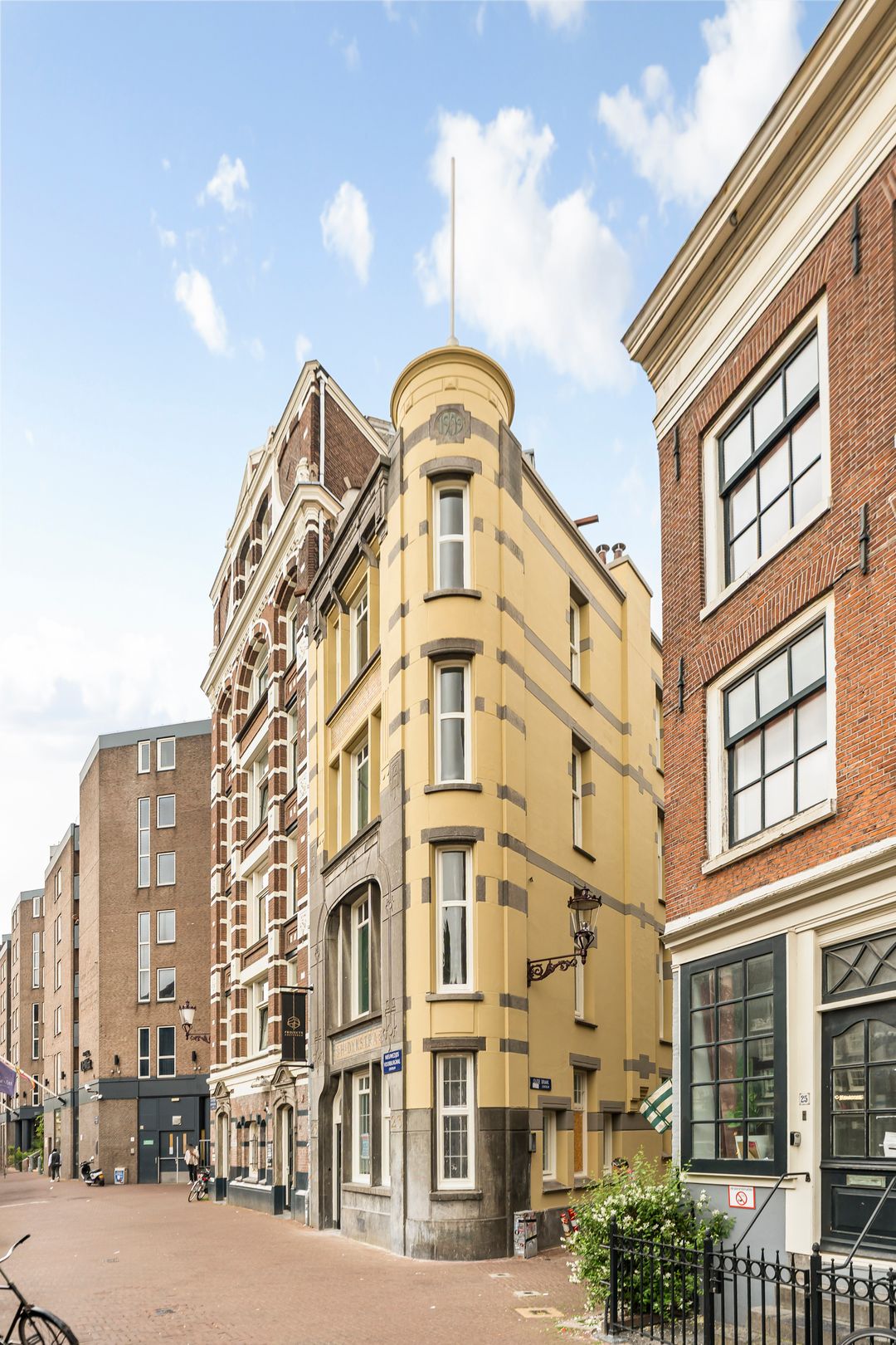 For rent: Amsterdam