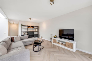 Te huur: Zuidland / €2495 p.m. / 90m2