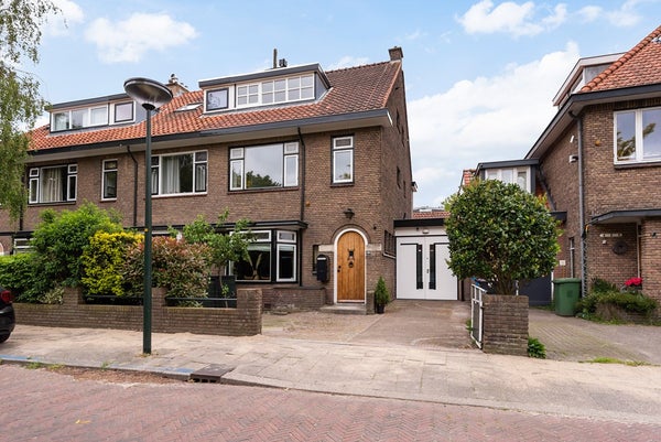For rent:  Voorburg  / €4250.00 p.m. / 203.00m2