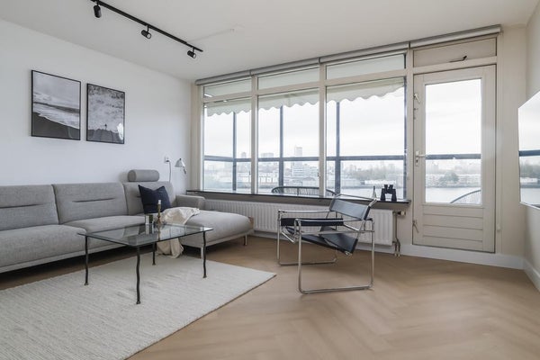 For rent:  Rotterdam  / €2250.00 p.m. / 82.00m2