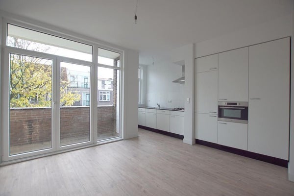 For rent:  Rotterdam  / €2400.00 p.m. / 93.00m2