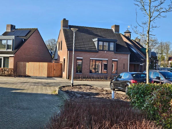 For rent:  Tilburg  / €2350.00 p.m. / 142.00m2