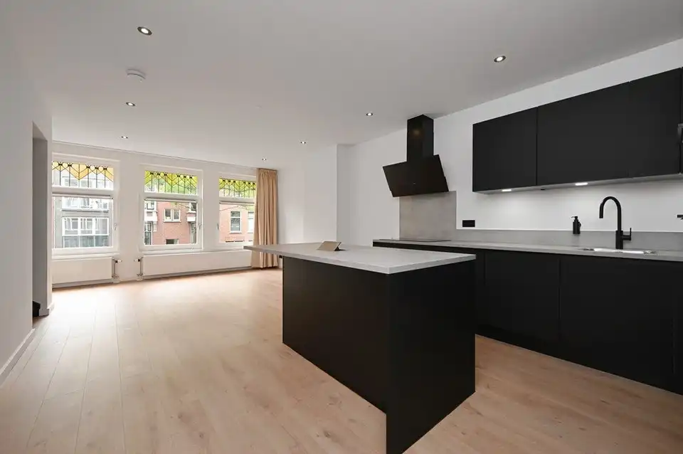 Te huur: Rotterdam / €3245 p.m. / 81m2