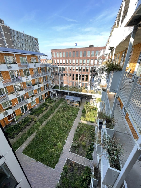 For rent: Amsterdam / €1021 p.m. / 46m2