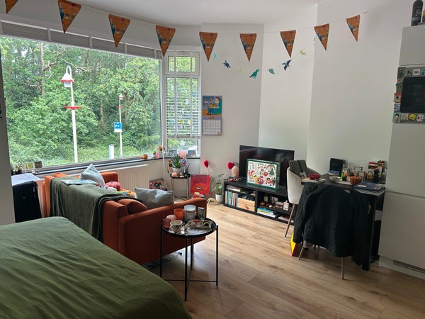 Te huur:  Den Haag  / €1102,00 p.m. / 26,00m2