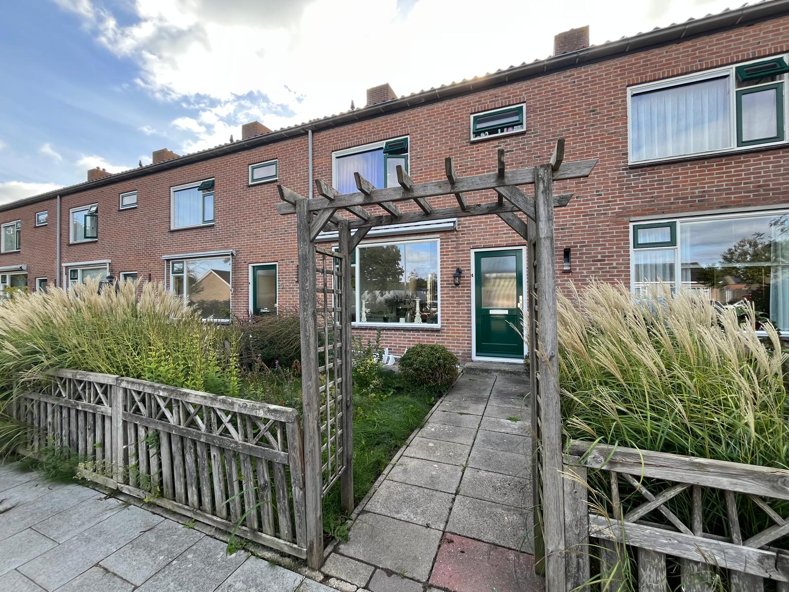 For rent: Oosterland / €836 p.m. / 25m2