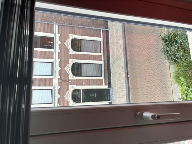 For rent: Tilburg / €300 p.m. / 14m2