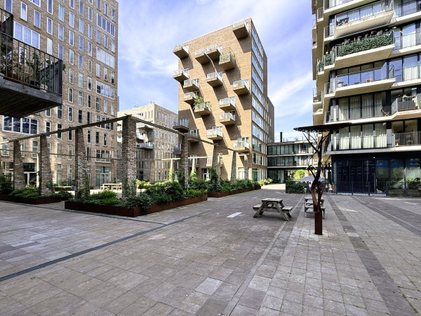 Te huur:  Amsterdam  / €2750,00 p.m. / 65,00m2