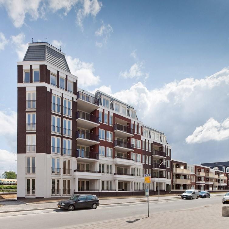 For rent: Hengelo (OV) / €1135 p.m. / 72m2