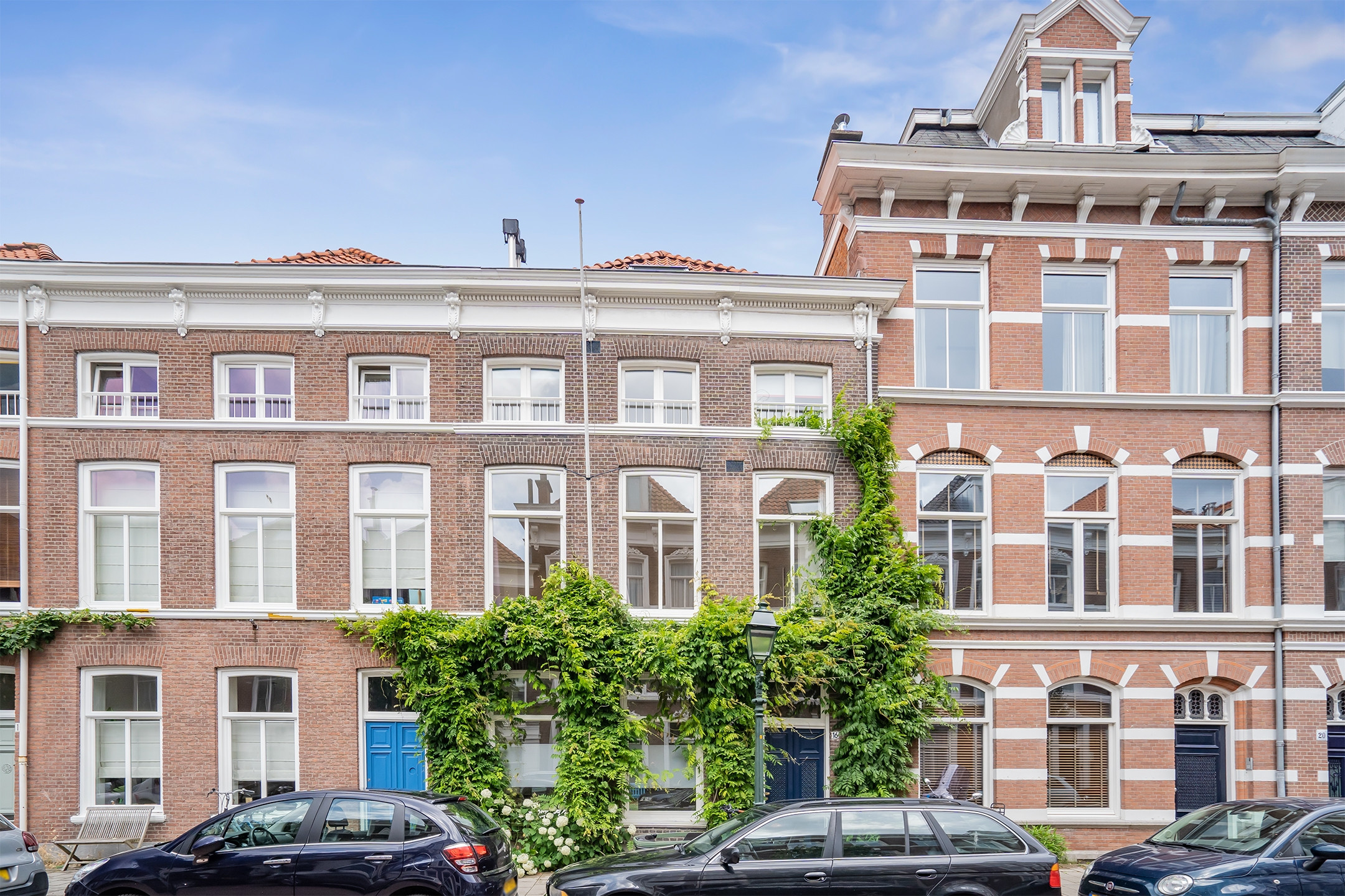 For rent: Den Haag / €5000 p.m. / 220m2