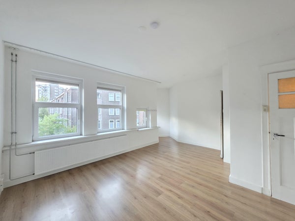 Te huur:  Rotterdam  / €2395 p.m. / 114m2