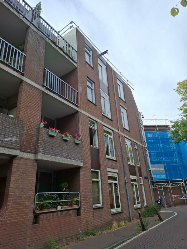 For rent: Amsterdam / €1228 p.m. / 69m2