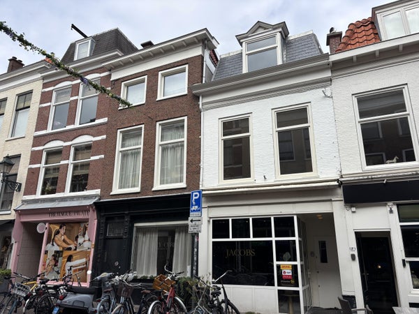Te huur:  Den Haag  / €2950,00 p.m. / 118,00m2