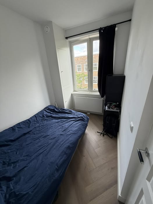 For rent: Amsterdam / €800.00 p.m. / 10.00m2